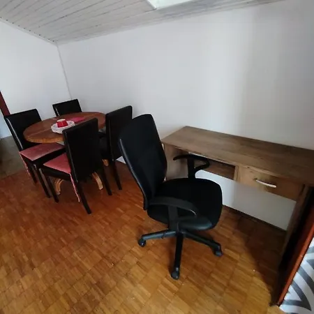 Studio Apartment Zlata Medulin アパート メドゥリン